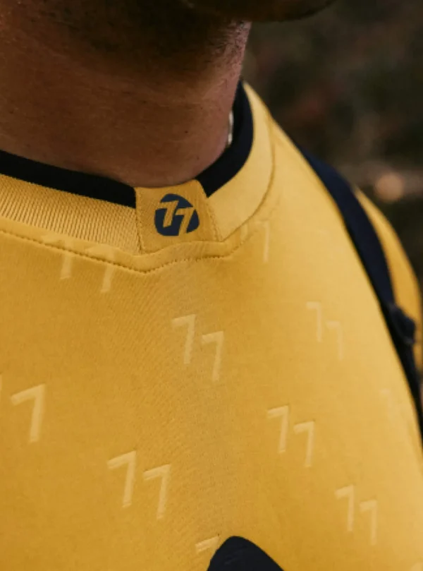 Femme Burton - Maillot à Manches Longues MINE77 Futbol