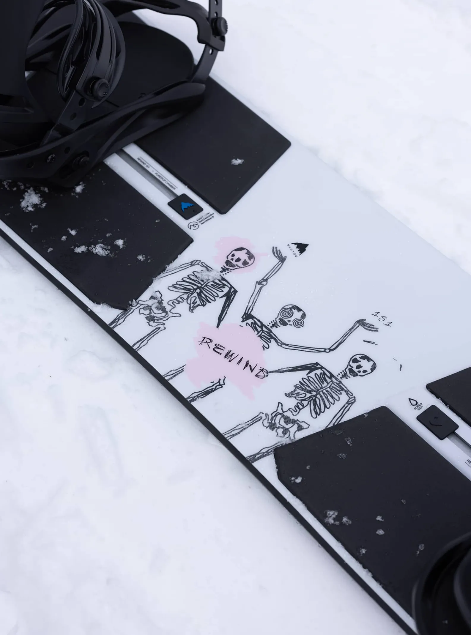 burton__snowboard__cambre_9-5.webp Femme/Homme Burton - Snowboard à Cambre Rewind